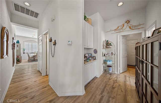 5082 Singing Hills, Banning, CA 92220