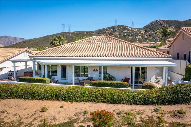 5082 Singing Hills, Banning, CA 92220