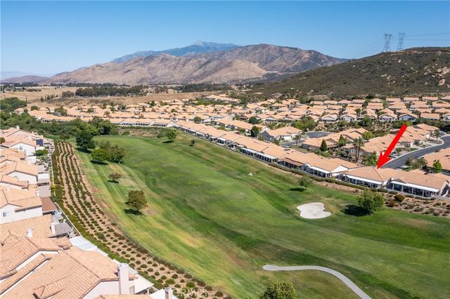 5082 Singing Hills, Banning, CA 92220