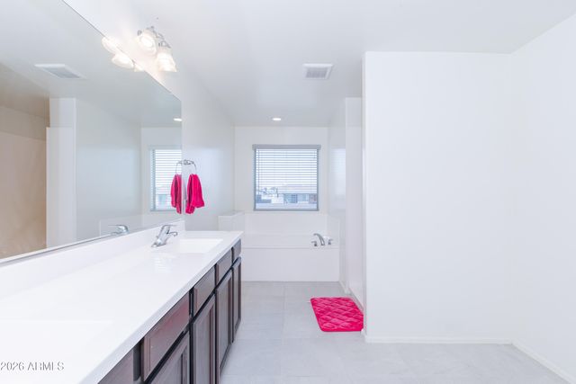 17392 W SUPERIOR Avenue, Goodyear, AZ 85338