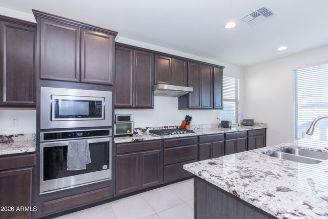 17392 W SUPERIOR Avenue, Goodyear, AZ 85338