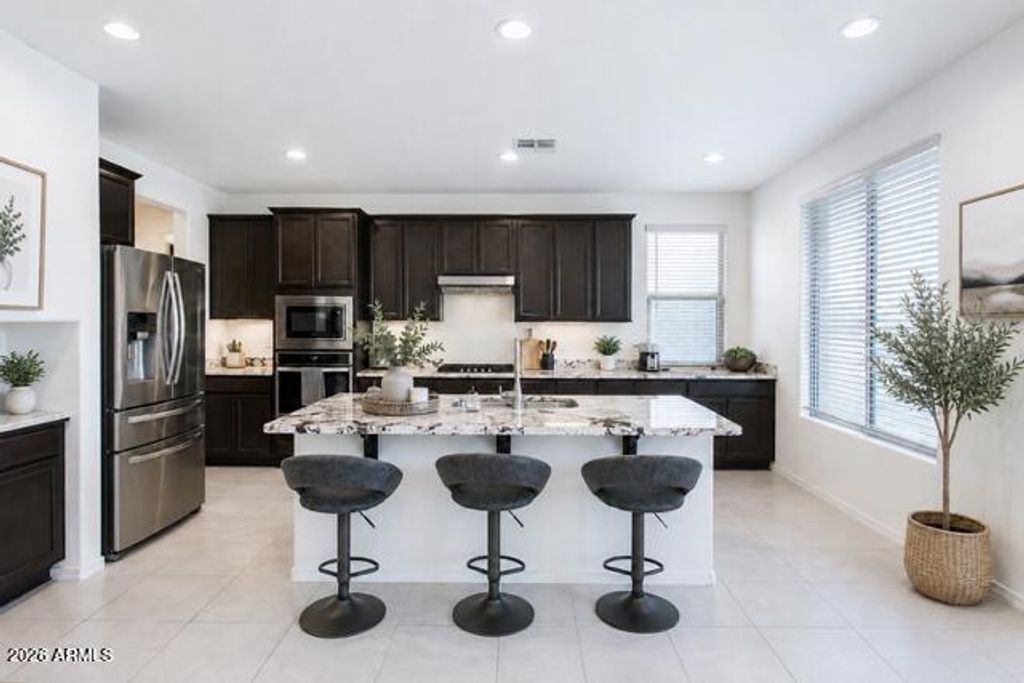 17392 W SUPERIOR Avenue, Goodyear, AZ 85338