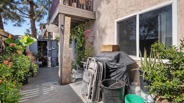 240 W Lincoln Ave 39, Escondido, CA 92026
