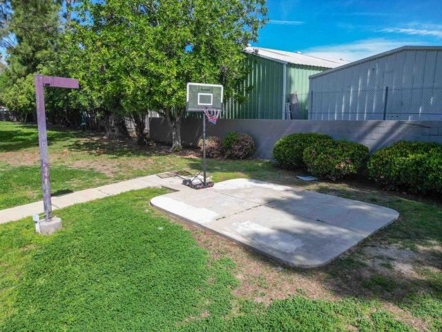 240 W Lincoln Ave 39, Escondido, CA 92026