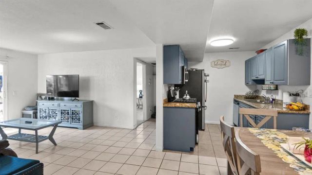 240 W Lincoln Ave 39, Escondido, CA 92026