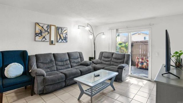 240 W Lincoln Ave 39, Escondido, CA 92026