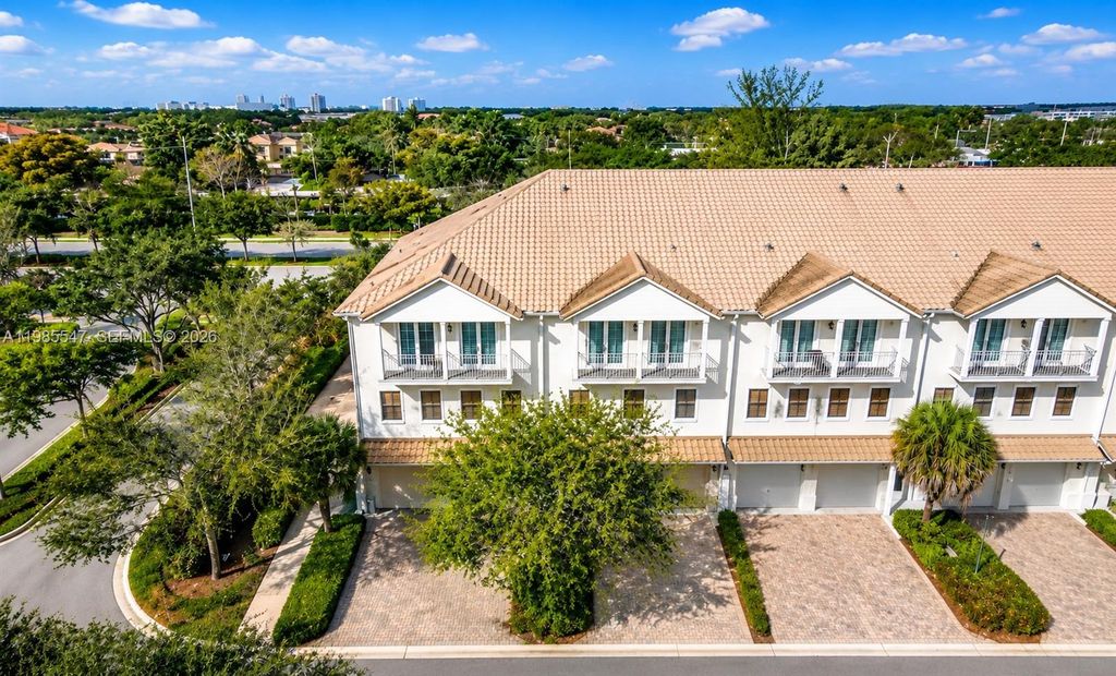 6841 N Lakeside Circle N 1091, Davie, FL 33314