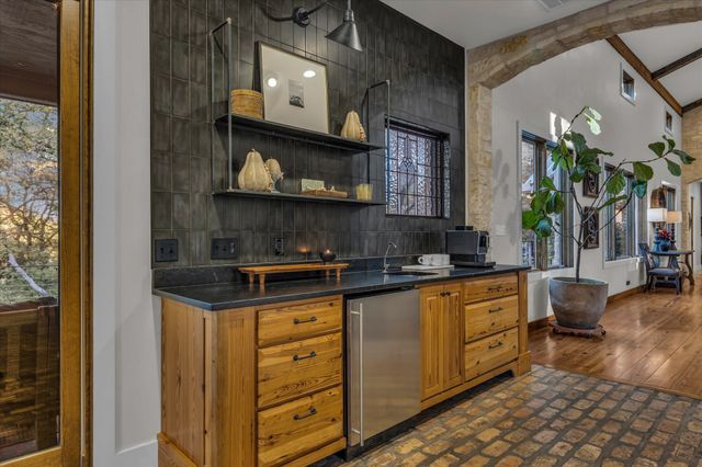 22 Samaritan Way, Waco, TX 76705