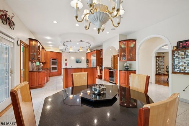 115 SKYLINE DRIVE, Watchung Boro, NJ 07069