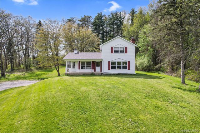 2300 Old Plank Road, Milford Charter Township, MI 48381