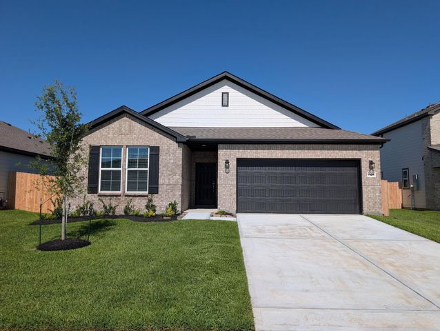 1108 Independence Avenue, Bay City, TX 77414
