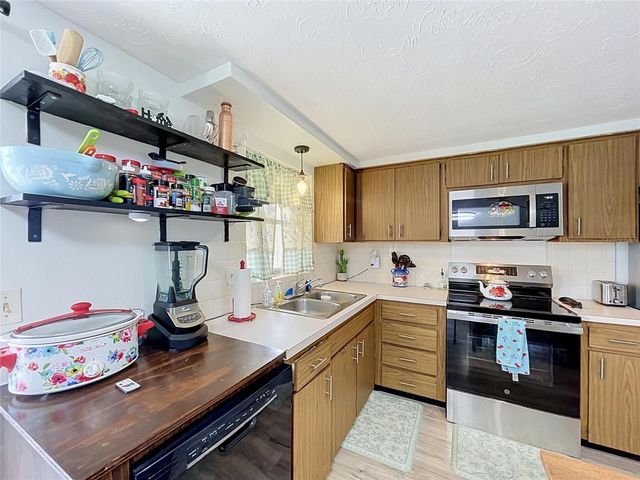 3748 REDWOOD DRIVE, Holiday, FL 34691