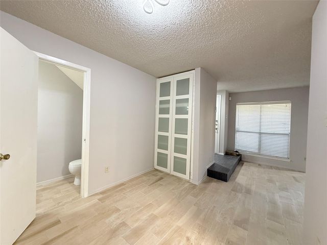 9383 Pagewood Lane, Houston, TX 77063