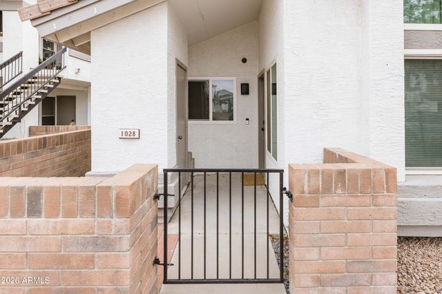 2201 N COMANCHE Drive 1028, Chandler, AZ 85224