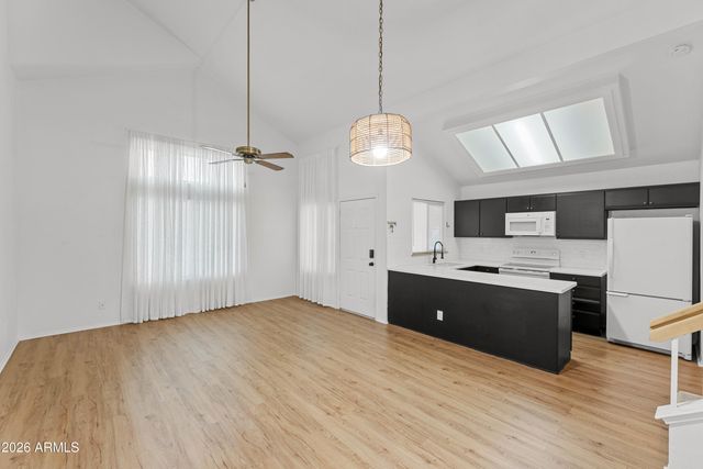 2201 N COMANCHE Drive 1028, Chandler, AZ 85224