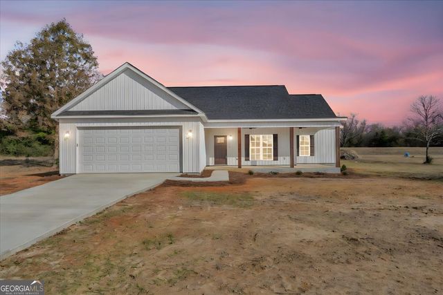 1562 Lexington Drive, Dublin, GA 31021