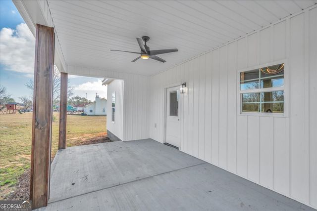 1562 Lexington Drive, Dublin, GA 31021