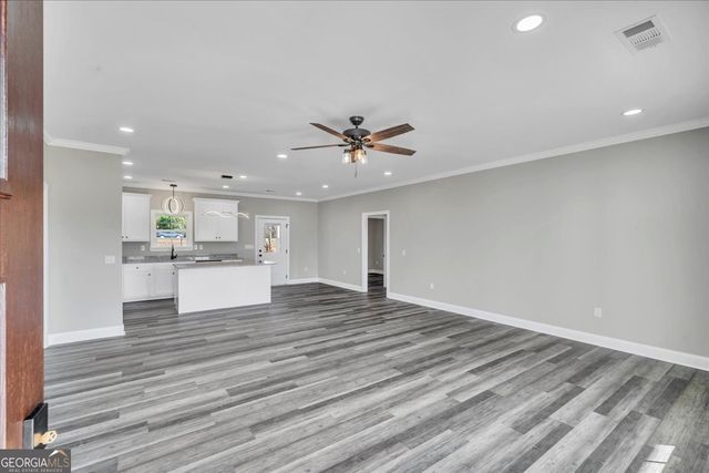 1562 Lexington Drive, Dublin, GA 31021