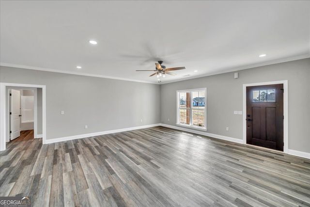 1562 Lexington Drive, Dublin, GA 31021