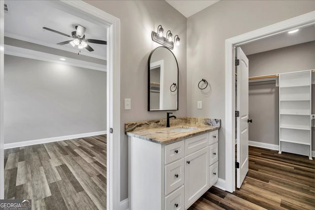 1562 Lexington Drive, Dublin, GA 31021