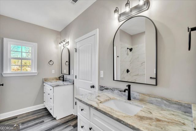 1562 Lexington Drive, Dublin, GA 31021