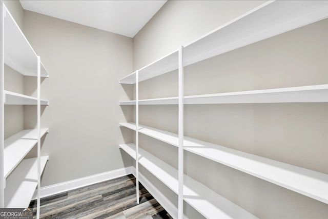 1562 Lexington Drive, Dublin, GA 31021