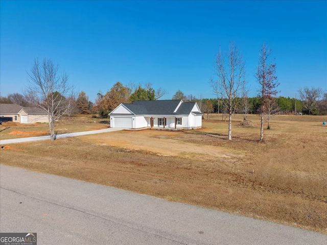 1562 Lexington Drive, Dublin, GA 31021