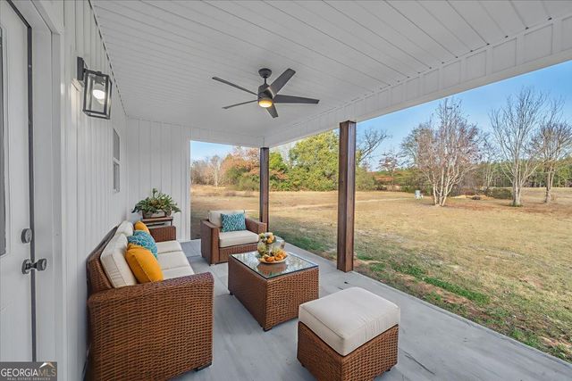 1562 Lexington Drive, Dublin, GA 31021