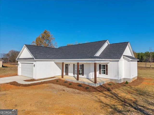 1562 Lexington Drive, Dublin, GA 31021