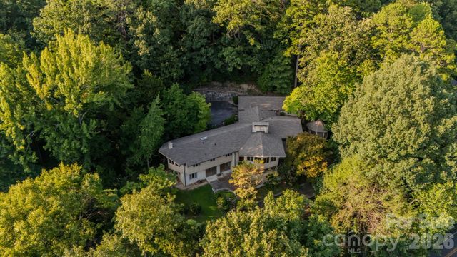 1225 Hogback Mountain Road, Tryon, NC 28782