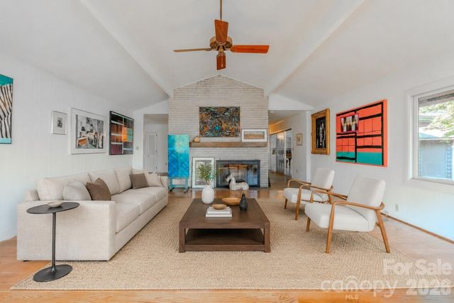 1225 Hogback Mountain Road, Tryon, NC 28782