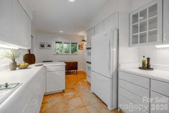 1225 Hogback Mountain Road, Tryon, NC 28782