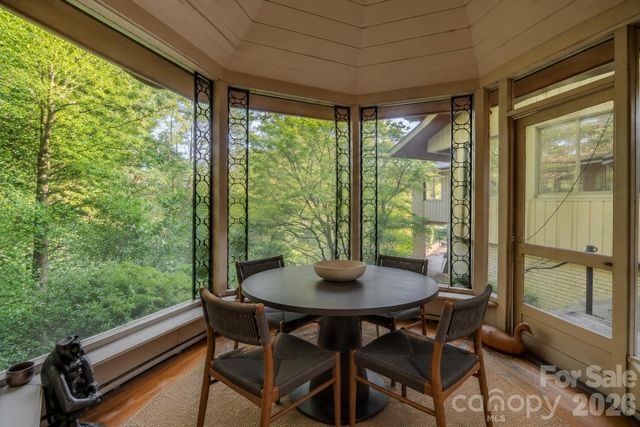 1225 Hogback Mountain Road, Tryon, NC 28782
