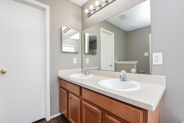 642 Kiley Drive, Houston, TX 77073