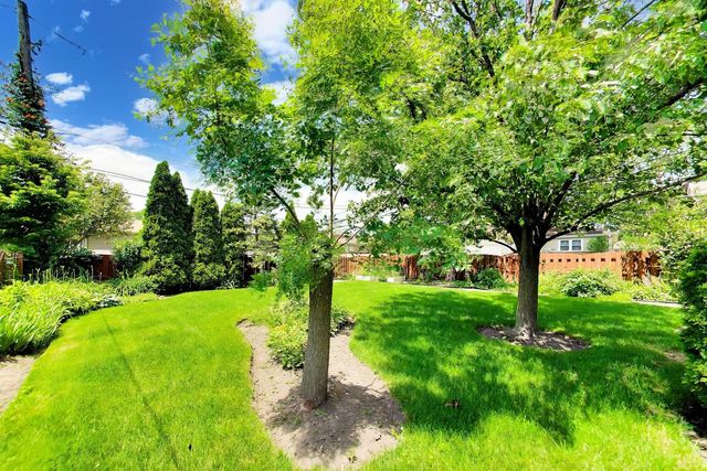 9134 Marion Avenue, Morton Grove, IL 60053
