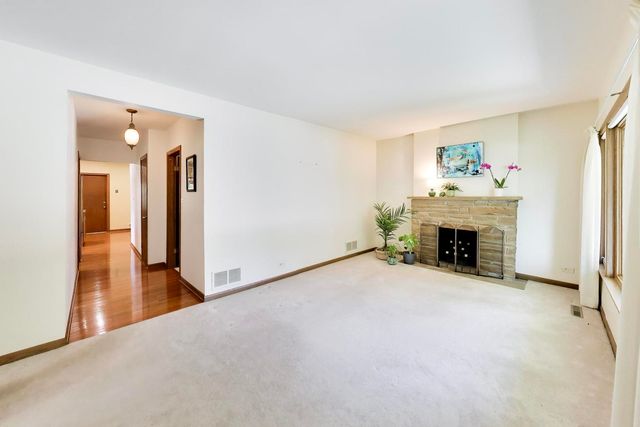 9134 Marion Avenue, Morton Grove, IL 60053