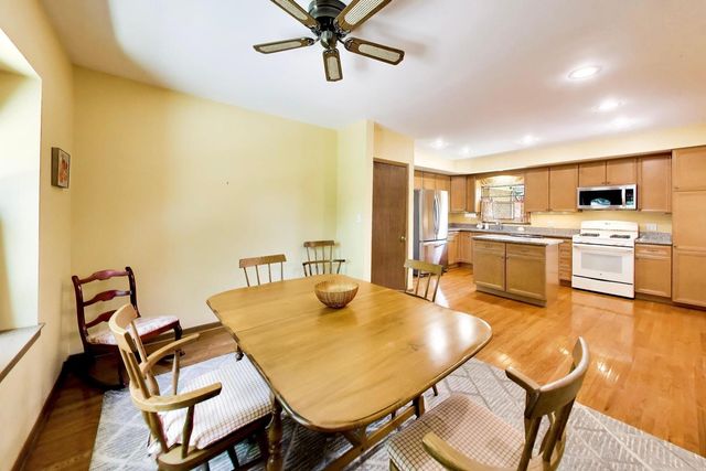 9134 Marion Avenue, Morton Grove, IL 60053