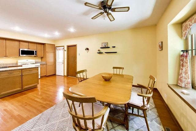 9134 Marion Avenue, Morton Grove, IL 60053