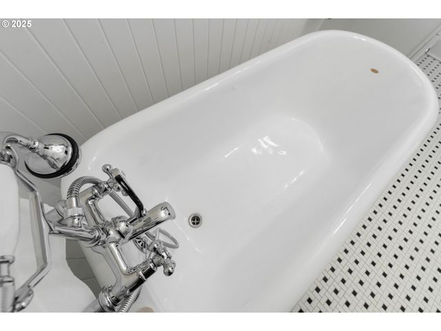 363 S EMPIRE Blvd, Coos Bay, OR 97420