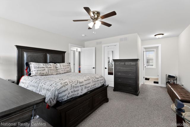 33708 Aurora Drive, Clinton Charter Township, MI 48035