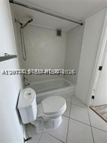 851 Three Island Blvd 418, Hallandale Beach, FL 33009