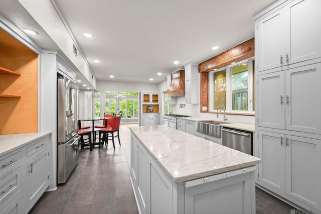 4921 Piney Point Ave, Baton Rouge, LA 70817