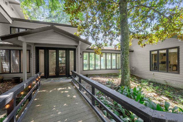 4921 Piney Point Ave, Baton Rouge, LA 70817
