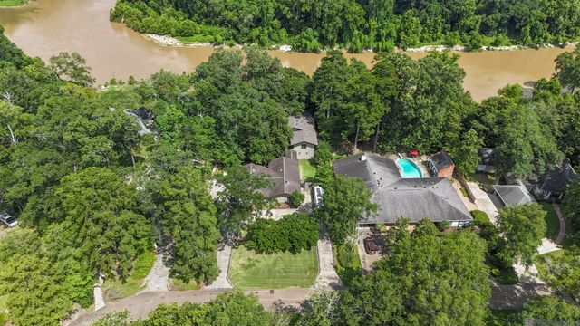 4921 Piney Point Ave, Baton Rouge, LA 70817