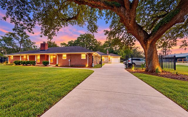 10660 Crosby Lynchburg, Crosby, TX 77532