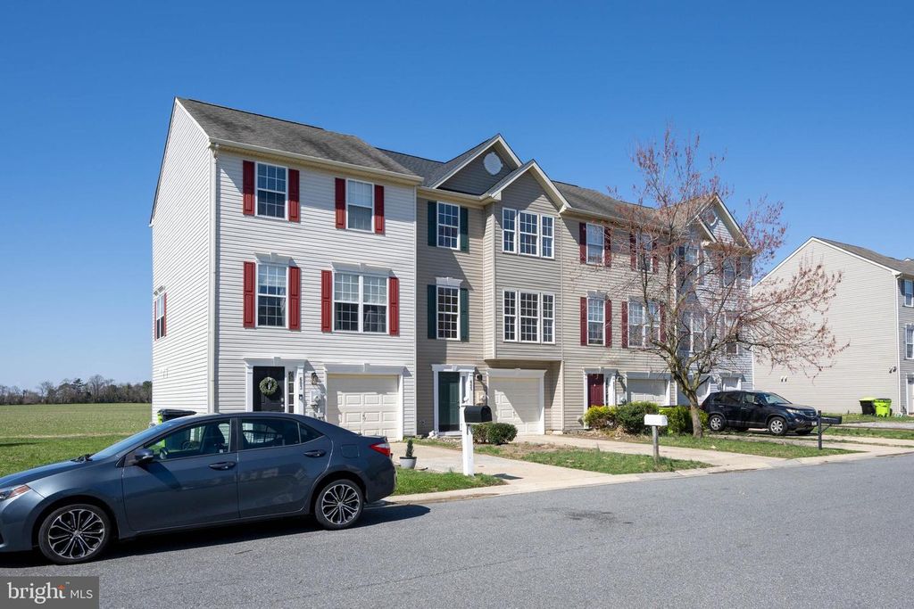 605 S SPINNAKER LN, Milton, DE 19968
