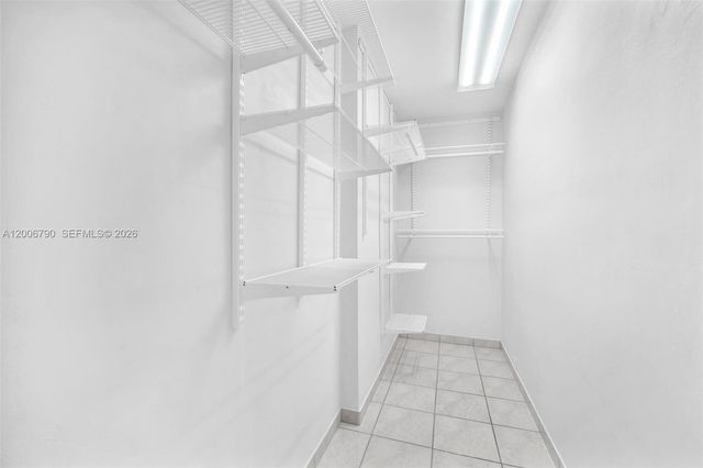 5313 Collins Ave 204, Miami Beach, FL 33140