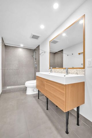 5313 Collins Ave 204, Miami Beach, FL 33140