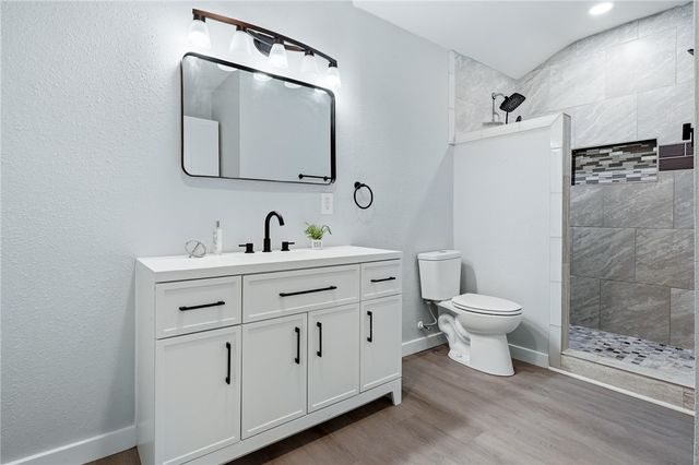 944 S Lamont St, Aransas Pass, TX 78336