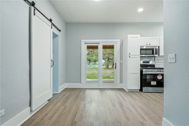 944 S Lamont St, Aransas Pass, TX 78336